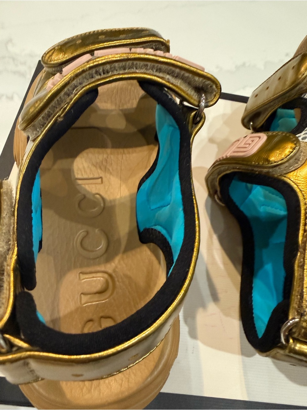 Gucci Kids Gold Sandals with Pink Logo Accents - Picture 8 of 10